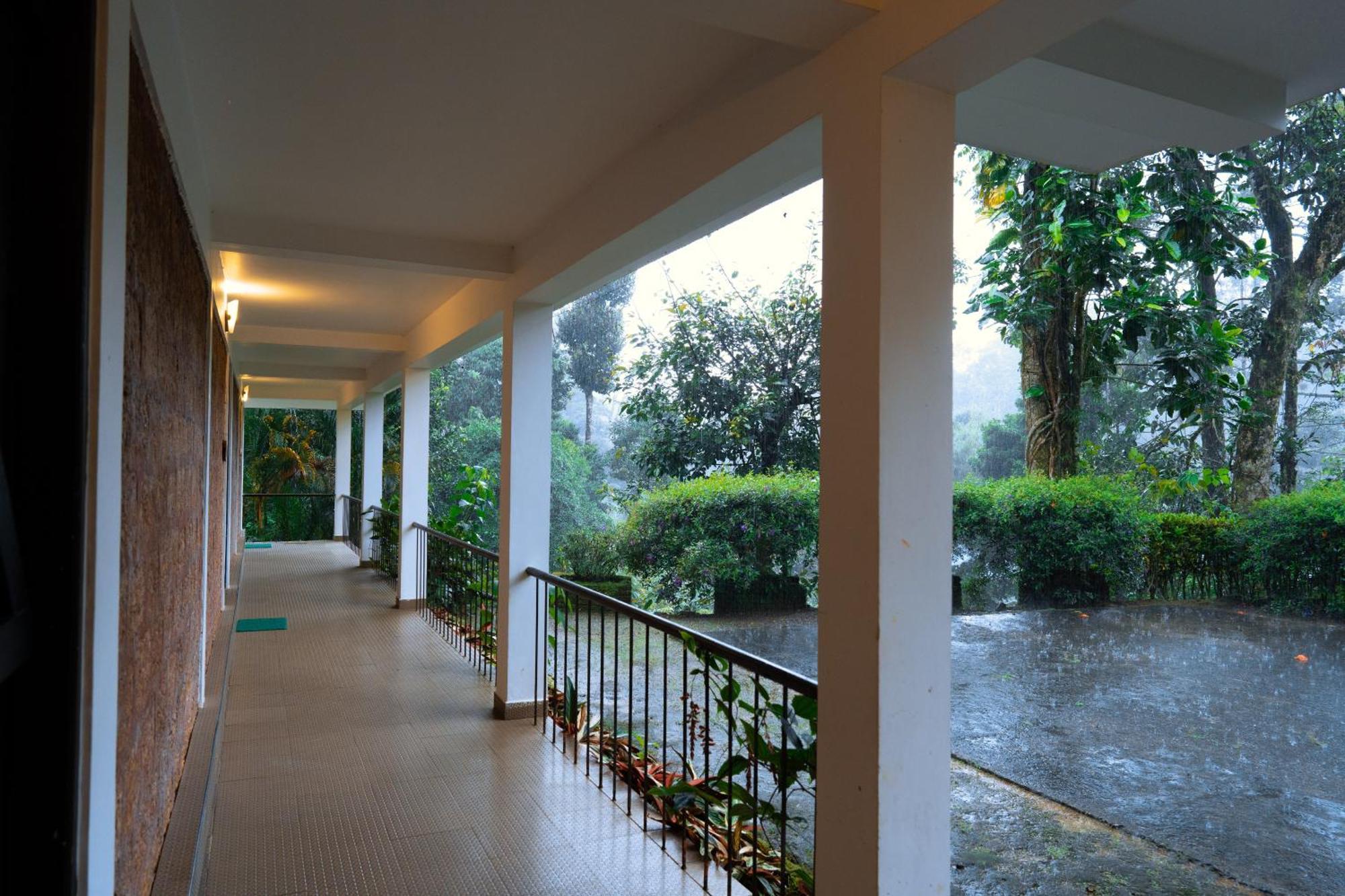 Falling Waters Munnar Extérieur photo